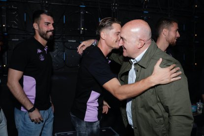Presentación de los fichajes del Real Valladolid en la Plaza Mayor.
