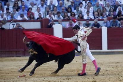 Corrida de toros de este viernes con Roca Rey, Emilio de Justo y Marco Pérez.