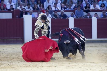 Corrida de toros de este viernes con Roca Rey, Emilio de Justo y Marco Pérez.