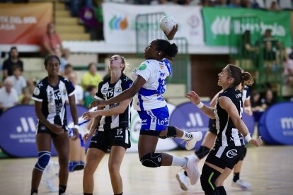 Imágenes del partido entre el Costa del Sol Málaga y el Caja Rural Aula.