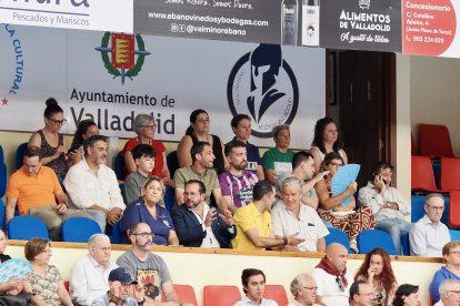 Imágenes del Recoletas Atlético Valladolid-Bada Huesca de la primera jornada de la Liga Asoba.l