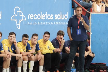 Imágenes del Recoletas Atlético Valladolid-Bada Huesca de la primera jornada de la Liga Asoba.l