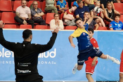 Imágenes del Recoletas Atlético Valladolid-Bada Huesca de la primera jornada de la Liga Asoba.l