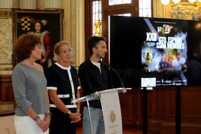 Presentación del Campeonato de España de pádel de Menores que se celebrará n Valladolid el próximo fin de semana.