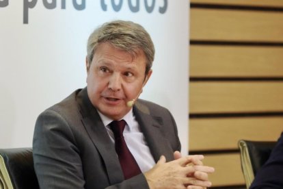 Intervención de José Antonio Santano, secretario de Estado de Transportes, durante la segunda mesa del Congreso Somos Castilla y León: Los retos de la nueva movilidad.