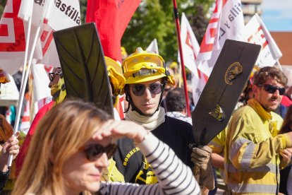 Bomberos forestales exigen en Valladolid mejoras de las condiciones laborales.