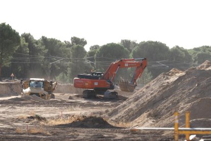 Estado de las obras del enlace ferroviario de la U de Olmedo este jueves