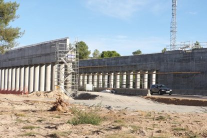 Estado de las obras del enlace ferroviario de la U de Olmedo este jueves