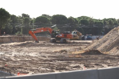 Estado de las obras del enlace ferroviario de la U de Olmedo este jueves