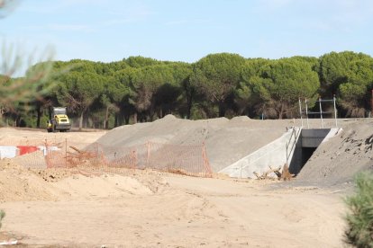 Estado de las obras del enlace ferroviario de la U de Olmedo este jueves