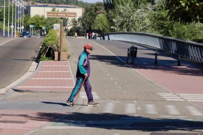 Estado actual de los carriles bici del paseo del Cauce y la calle Rábida.