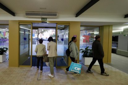 Inauguración del Mercado de la Rondilla en Valladolid.