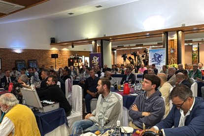Desayunos de la APDV en la Real Sociedad Hípica con Guillermo Valdano.