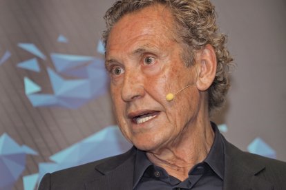 Los Desayunos de la APDV en la Real Sociedad Hípica con Jorge Valdano.
