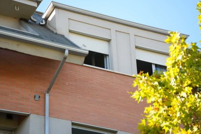 Incendio en una vivienda en la calle Treviño