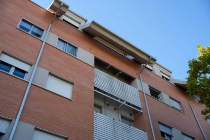 Incendio en una vivienda en la calle Treviño