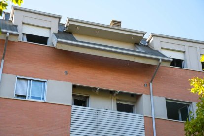 Incendio en una vivienda en la calle Treviño