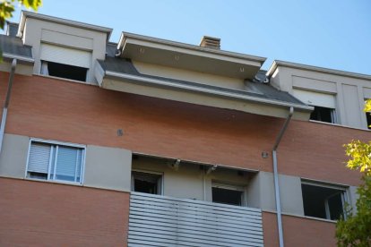 Incendio en una vivienda en la calle Treviño