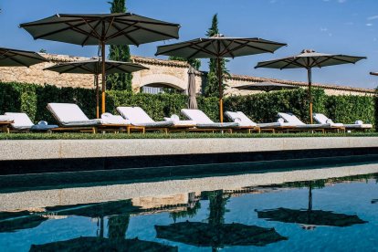 Piscina exterior del Hotel Abadía Retuerta LeDomaine
