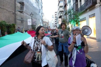 Un momento de la manifestación por el centro de Valladolid.