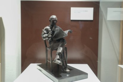 Una imagen de la estatua que se concede al ganador del Premio Miguel Delibes de Periodismo.