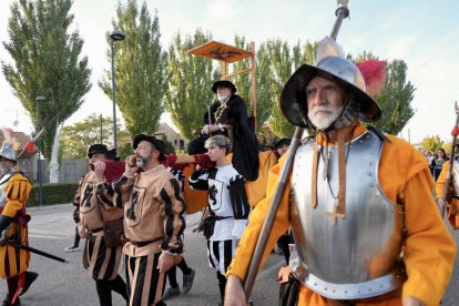 Recreación histórica del regreso del emperador Carlos V a Valdestillas en Valladolid.