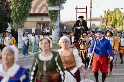 Recreación histórica del regreso del emperador Carlos V a Valdestillas en Valladolid.