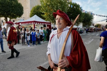 Recreación histórica del regreso del emperador Carlos V a Valdestillas en Valladolid.