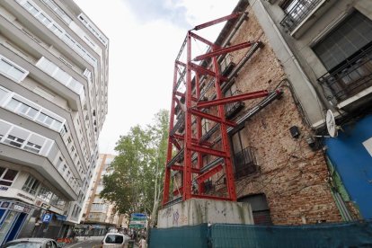 Estado actual del histórico edificio de la plaza del Caño Argales de Valladolid.