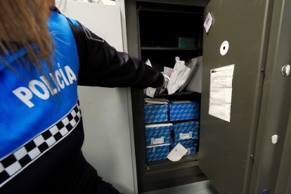 Oficina de objetos hallados de la Policía Municipal.