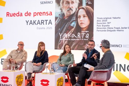 Reparto de 'Yakarta' de Javier Cámara