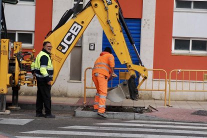 Corte en la calle La Vía y obras