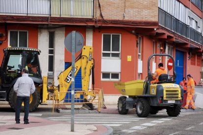 Corte en la calle La Vía y obras