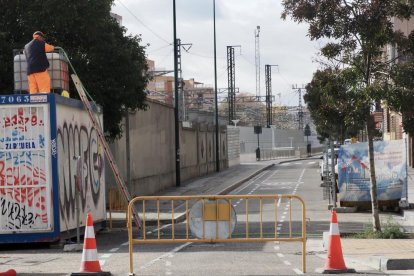 Corte en la calle La Vía y obras