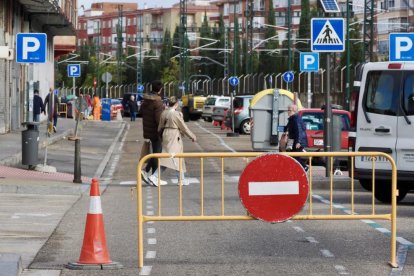 Corte en la calle La Vía y obras