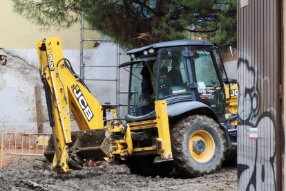 Las máquinas avanzan para convertir Las Catalinas en el centro del vino.