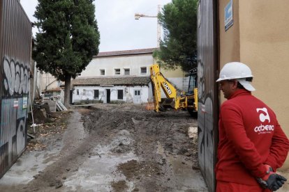 Las máquinas avanzan para convertir Las Catalinas en el centro del vino.