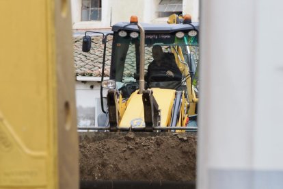 Las máquinas avanzan para convertir Las Catalinas en el centro del vino.