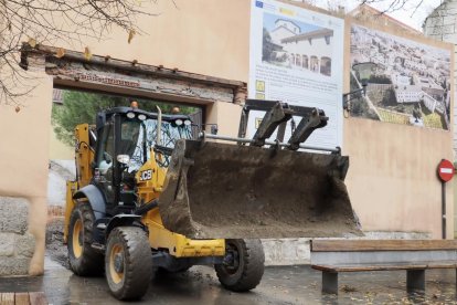 Las máquinas avanzan para convertir Las Catalinas en el centro del vino.
