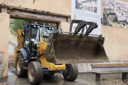 Las máquinas avanzan para convertir Las Catalinas en el centro del vino.
