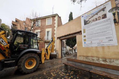 Las máquinas avanzan para convertir Las Catalinas en el centro del vino.