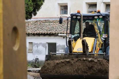 Las máquinas avanzan para convertir Las Catalinas en el centro del vino.