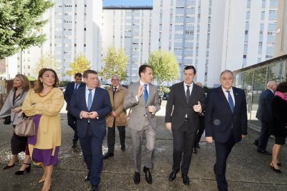 La Diputación de Valladolid celebra, con los alcaldes y alcaldesas de los municipios de Valladolid