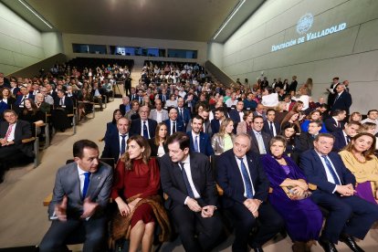 La Diputación de Valladolid celebra, con los alcaldes y alcaldesas de los municipios de Valladolid