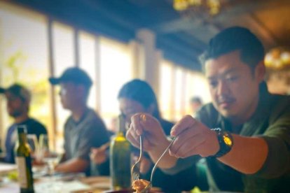 La Milla de Oro recibe la visita de varios expertos internacionales con motivo del Día internacional del enoturismo