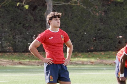 El 'XV del León' entrenando en los Campos de Pepe Rojo de Valladolid.