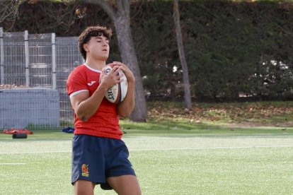 El 'XV del León' entrenando en los Campos de Pepe Rojo de Valladolid.