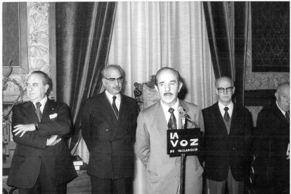 Imposición de la Medalla de Oro de la ciudad de Valladolid al alcalde Antolín de Santiago