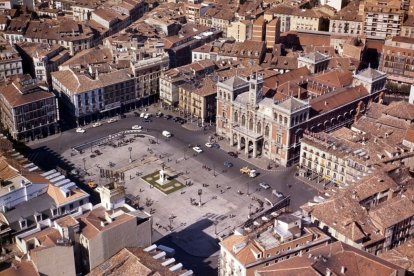 Vista aérea de la plaza Mayor en el 75.