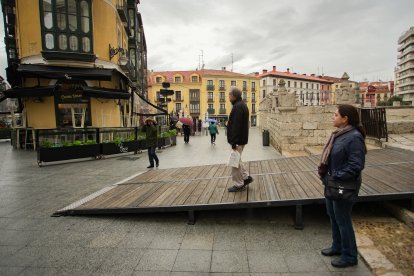 Cruce de las calles Arribas y Cascajares